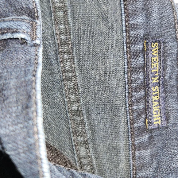 Lucky Brand Jeans - Picture 7 of 7